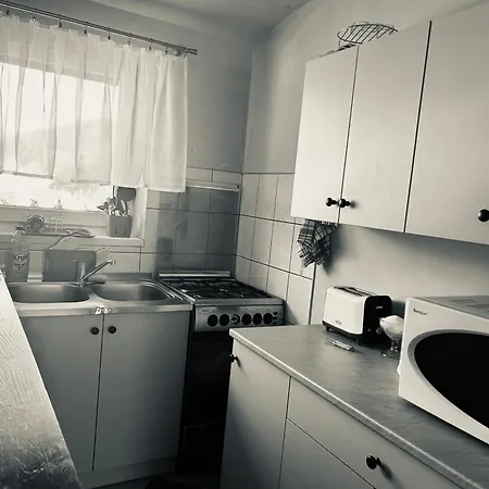 Apartament 100 Metrów Do Kolejki Na Skrzyczne Myśliwska 98